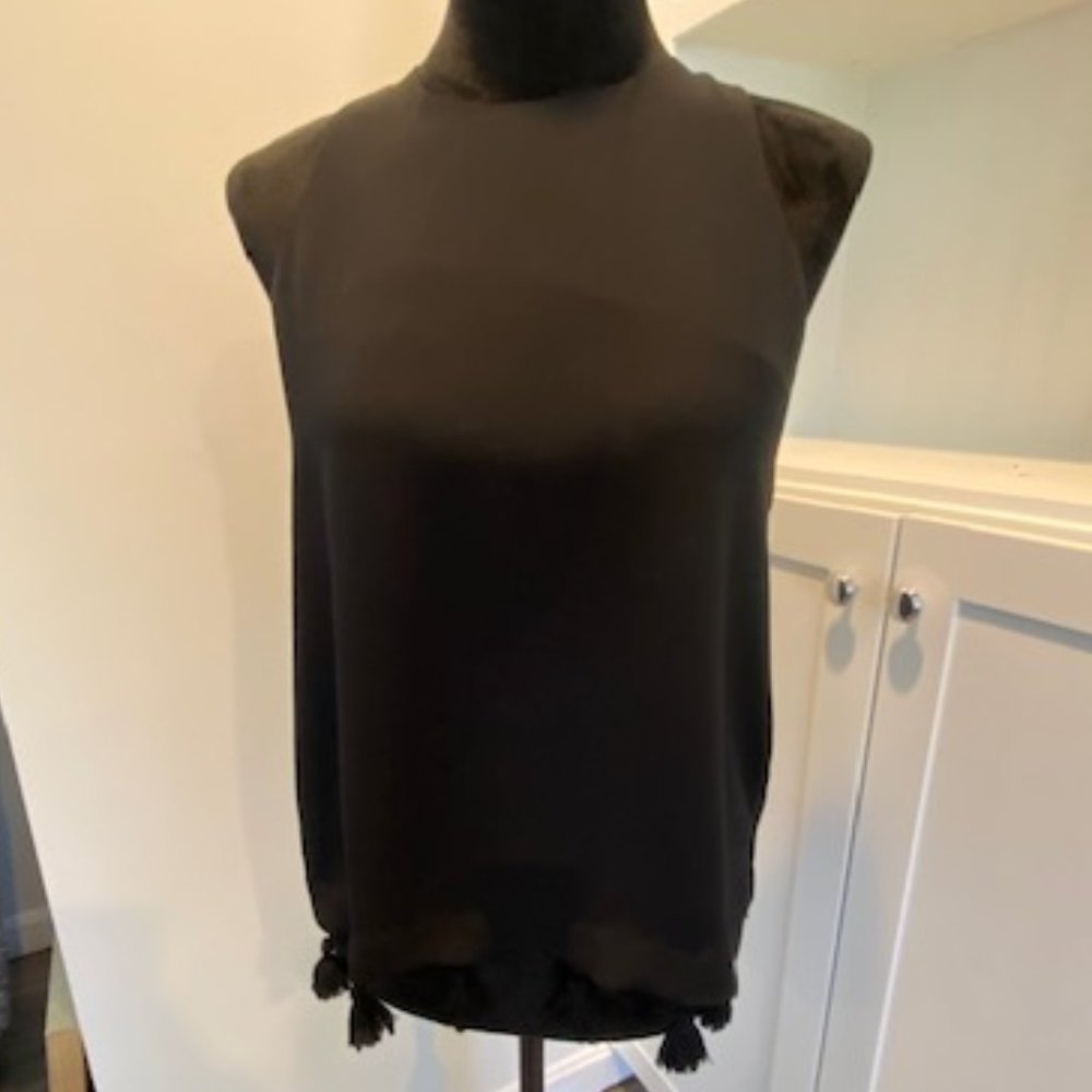 ANN TAYLOR!! BLACK TASSEL SLEEVELESS BLOUSE!! SZ XSP!!
